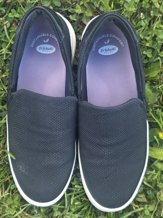 Dr. Scholl's Shoes - Dr. Scholl's Black Slip-On Sneakers with Purple Insoles